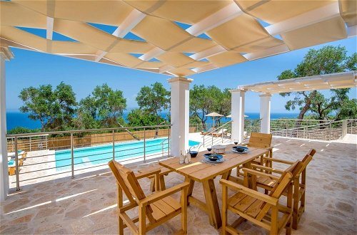 Photo 9 - Tania Villa - Elegant 4 BR Villa With Private Pool