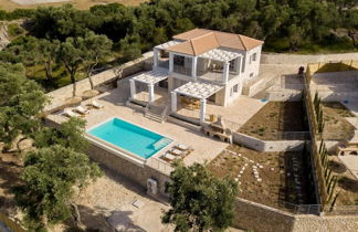 Foto 1 - Tania Villa - Elegant 4 BR Villa With Private Pool