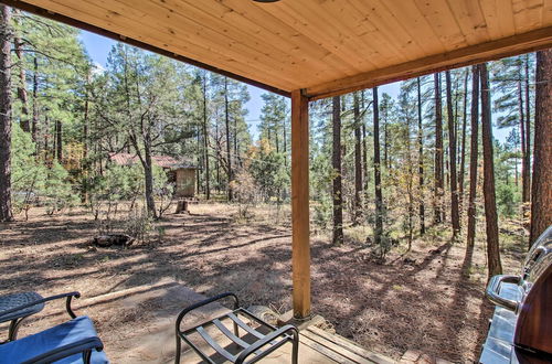 Photo 14 - Pet-friendly Cabin Retreat w/ Deck + Grill