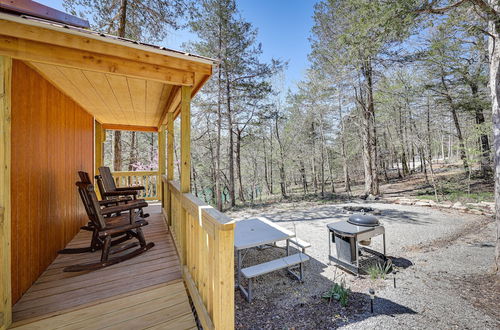 Photo 24 - Cliffside Eureka Springs Cabin w/ Beaver Lake View