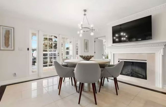 Experience The Ultimate in Luxury Living - Foto 11