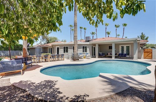 Foto 19 - Spacious Scottsdale Home w/ Private Pool + Hot Tub
