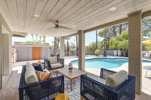 Foto 5 - Spacious Scottsdale Home w/ Private Pool + Hot Tub