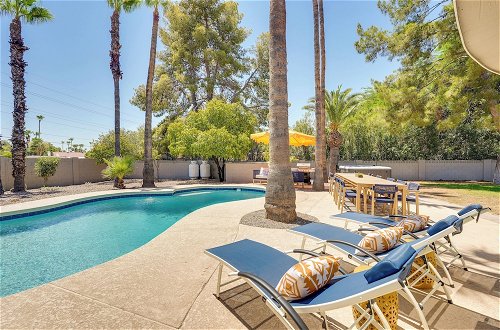 Foto 29 - Spacious Scottsdale Home w/ Private Pool + Hot Tub