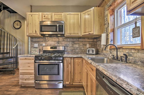 Photo 11 - Stylish Creekside Cabin W/fire Pit Near Wineries