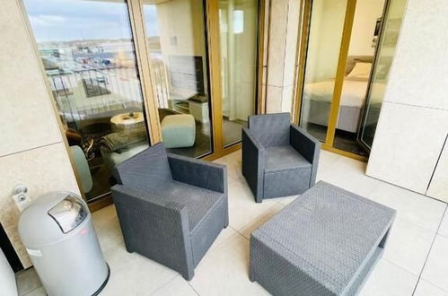 Foto 6 - Luxury Flat with Parking & Large Terrace