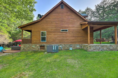 Photo 32 - Modern, Spacious Florence Retreat w/ Fire Pit