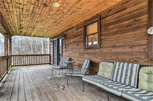 Foto 5 - Rustic Cabin in the Woods: 6 Mi to Snowshoe Resort