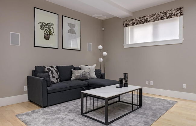 Stunning 3 Bedroom Secondary Suite N Van - Foto 3