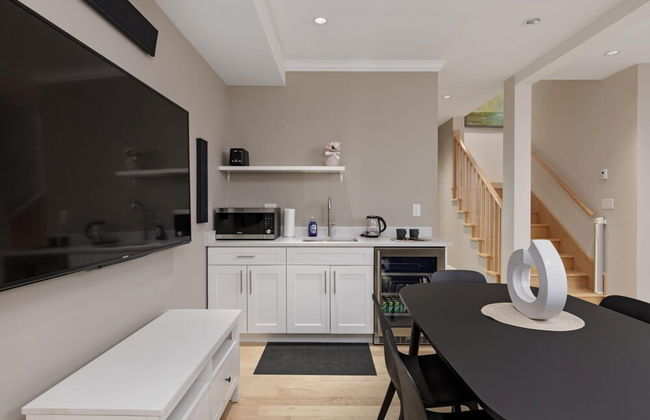 Stunning 3 Bedroom Secondary Suite N Van - Foto 5