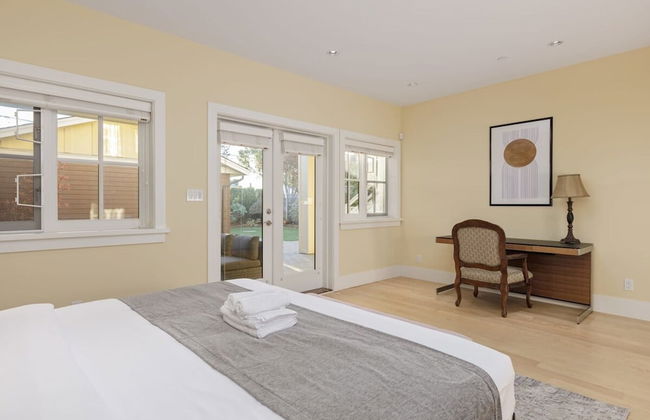 Stunning 3 Bedroom Secondary Suite N Van - Foto 23