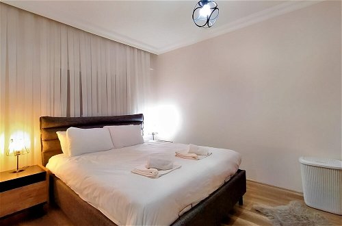 Photo 15 - Spacious and Cozy Apartment in Muratpasa Antalya