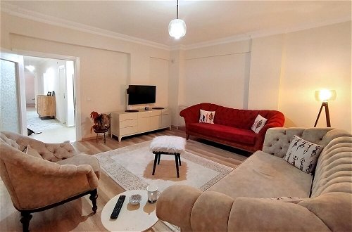 Foto 3 - Spacious and Cozy Apartment in Muratpasa Antalya
