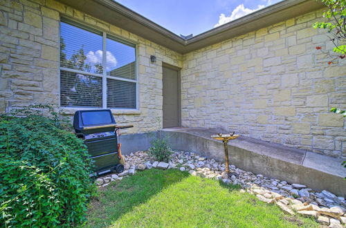 Photo 4 - Cozy Texas Retreat w/ Patio, Grill & Fire Pit