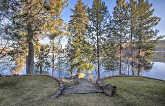 Photo 2 - Luxurious Liberty Lake Hideaway w/ Hot Tub