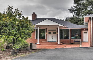 Foto 1 - Charming Kelso Home w/ Proximity to Cowlitz River