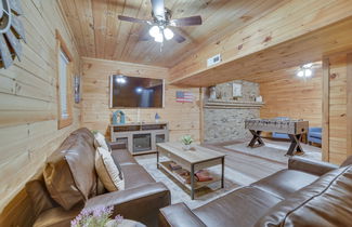 Photo 1 - Kodak Getaway w/ Covered Decks + Game Room