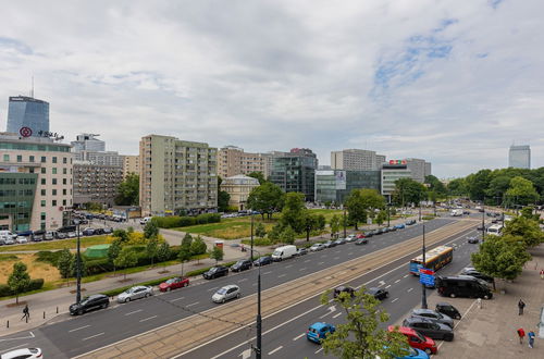 Photo 22 - Trendy City Center Apartment by Renters