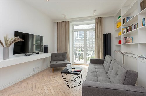 Foto 10 - Trendy City Center Apartment by Renters