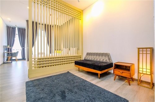 Foto 14 - Nice And Enjoy Studio At Sudirman Suites Apartment