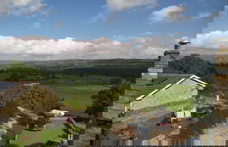 Foto 2 - Penhill House