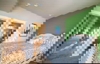 Foto 2 - Moonlight by Avantstay Modern Home w/ Views & Direct Access to Rockaway Beach