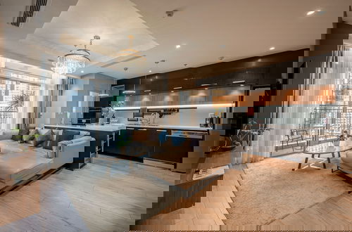 Foto 67 - The Celavie Serviced Apartment Landmark
