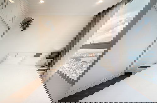 Foto 35 - The Celavie Serviced Apartment Landmark