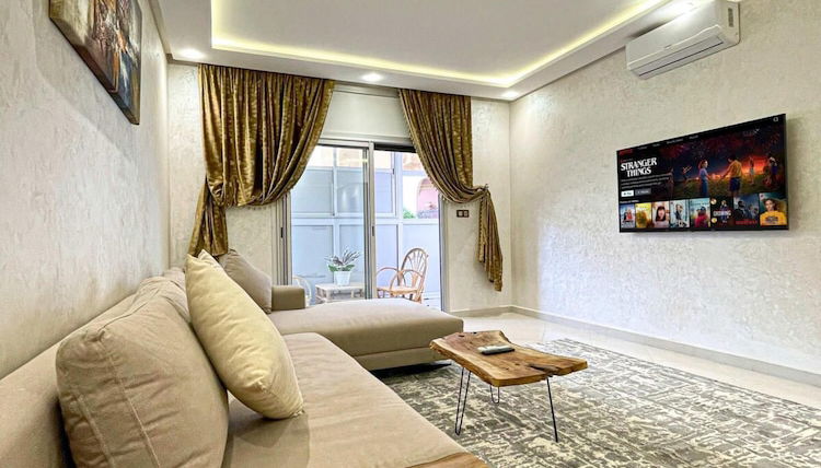 Foto 1 - Nejma Peaceful 2-bedroom Near Corniche