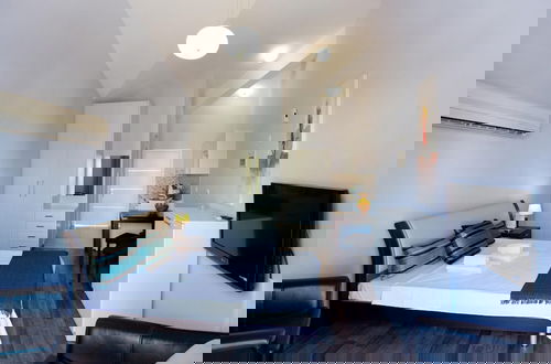 Photo 10 - Galatex Beach Living Studio