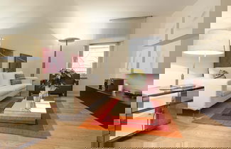 Foto 1 - In Rome at Spanish Steps Classy Apartment With Modern Design in an Historic Palazzo