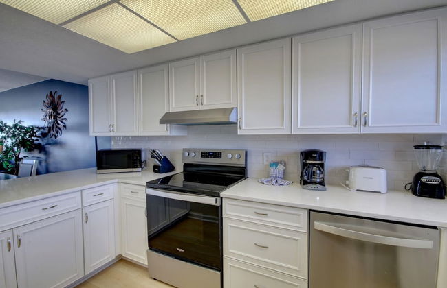 447 El Matador 2 Bedroom Condo by RedAwning - Foto 9