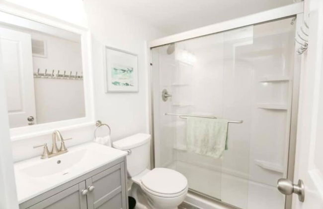 Calming Waves - 2 1 Condo 1 Block From Beach - Foto 15