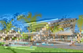 Foto 1 - Luxury Villa With Heated Pool Jacuzzi Full Staff