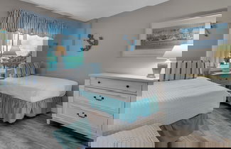Photo 2 - Beachcrest