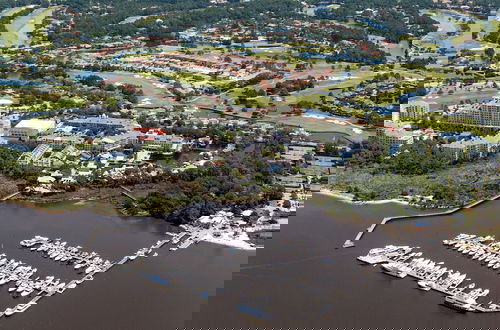 Foto 41 - Steps From Baytowne Wharf With Pool & Private Beach Access