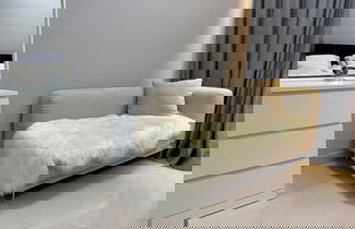 Foto 3 - Luxurious and Spacious one Bedroom Apartment in the Heart of Dubai