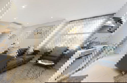 Photo 8 - KMG Apartments at The Apex on Smuts