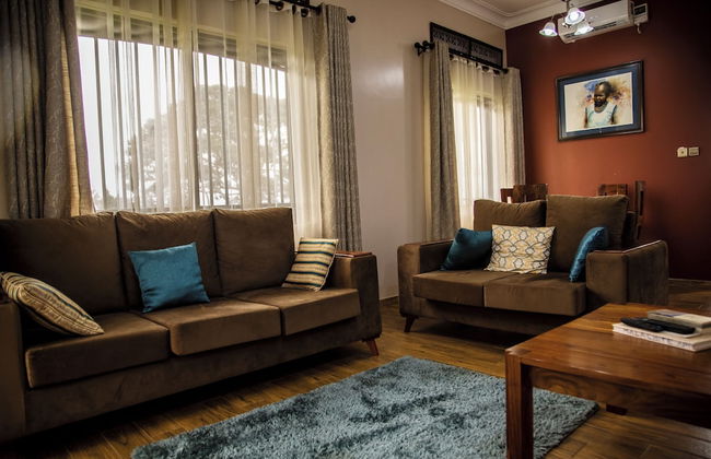 Malachite Apartments - Photo 5