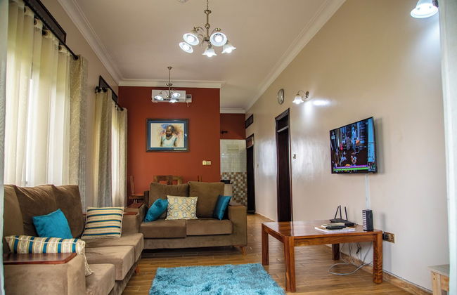 Malachite Apartments - Photo 9
