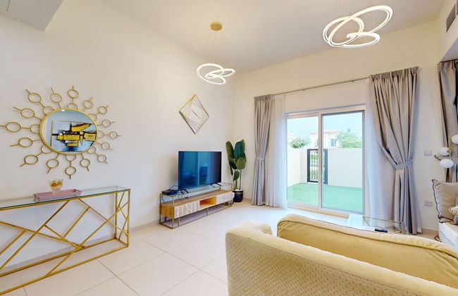 Primestay -3br Villa With Private Garden - Photo 12