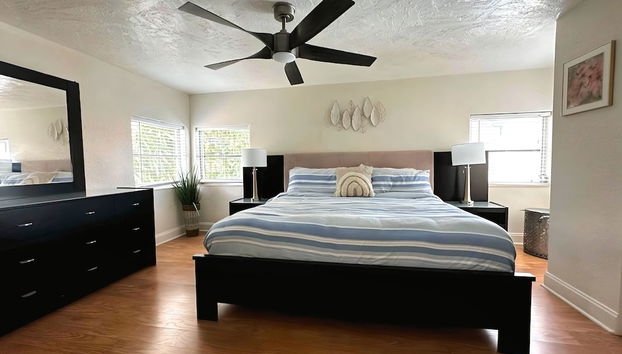 Charming 1940 Waterfront 2br-2ba Condo 2 Bedroom Condo by RedAwning - Foto 5