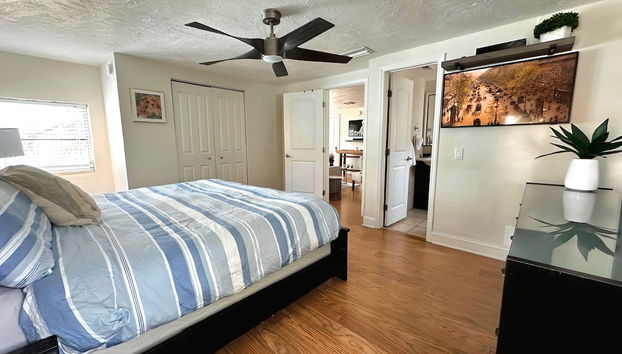 Charming 1940 Waterfront 2br-2ba Condo 2 Bedroom Condo by RedAwning - Foto 3