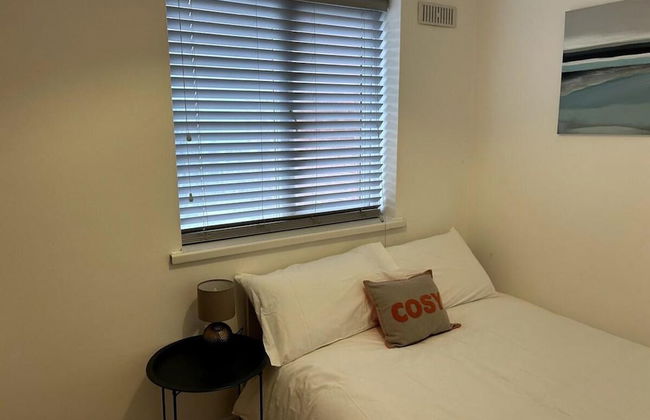 Essex 2 Bed Flat Near Station With Free Parking - Foto 4