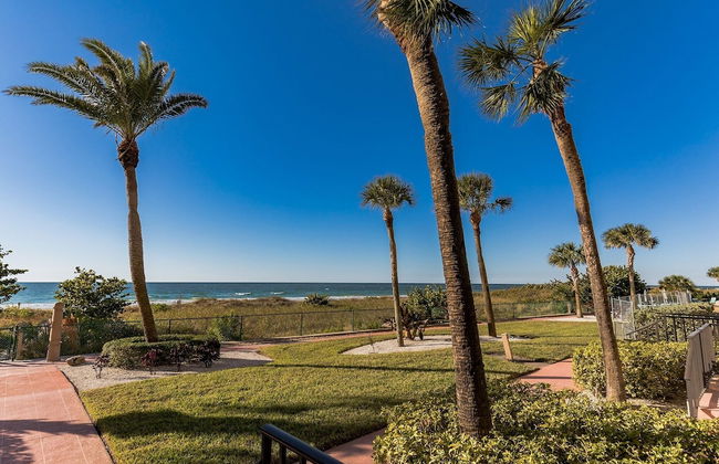Magnificent Gulf Front Condo Located Directly On The Ocean! 2 Bedroom Condo by Redawning - Foto 30