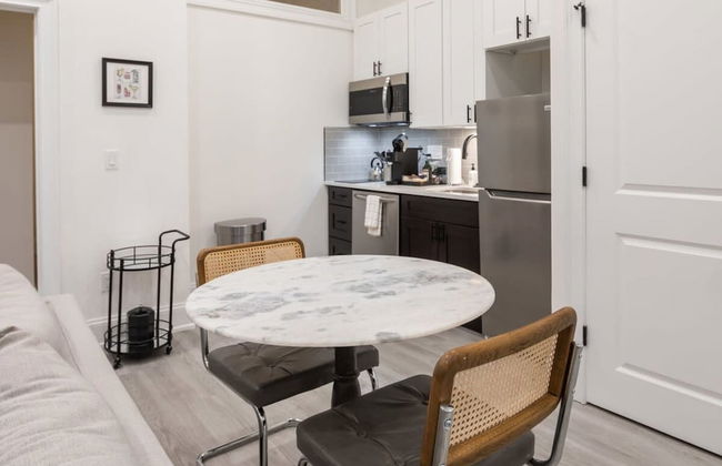 Sosuite 1BR Apt w W/d, Desk Alcove - Foto 31