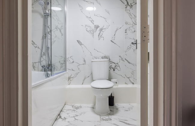 Stylish 2 Bedroom Apartment - Shepherd s Bush - Foto 17