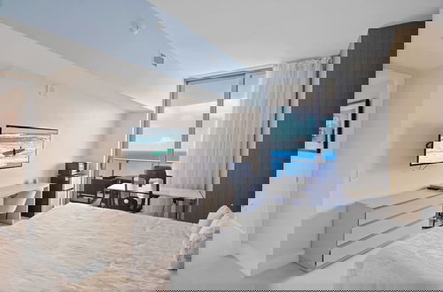 Foto 10 - Luxury Penthouse! 4 BDR With Resort Amenities