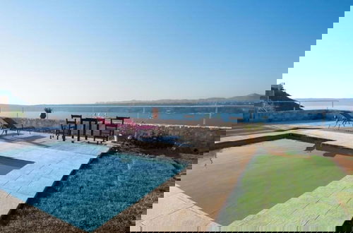Photo 5 - Aptera Dream Apartment