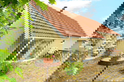 Foto 1 - 8 Person Holiday Home in Borkop